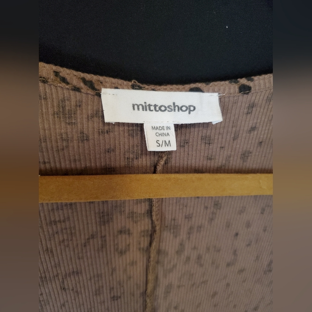 Leopard Print Kimono Cardigan - Picture 2 of 6